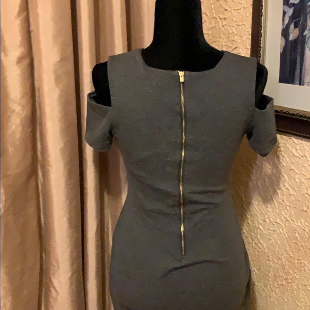 Express Dress - Picture 5 of 7